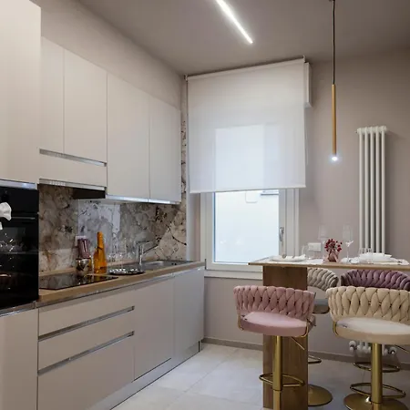 Alexandradesignsuite -eleganza A Due Passi Dal Centro Lejlighed