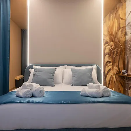 Appartement Alexandradesignsuite -eleganza A Due Passi Dal Centro Carpi