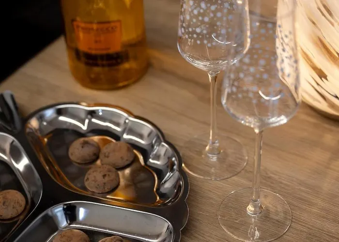 아파트 Alexandradesignsuite -eleganza A Due Passi Dal Centro 카르피